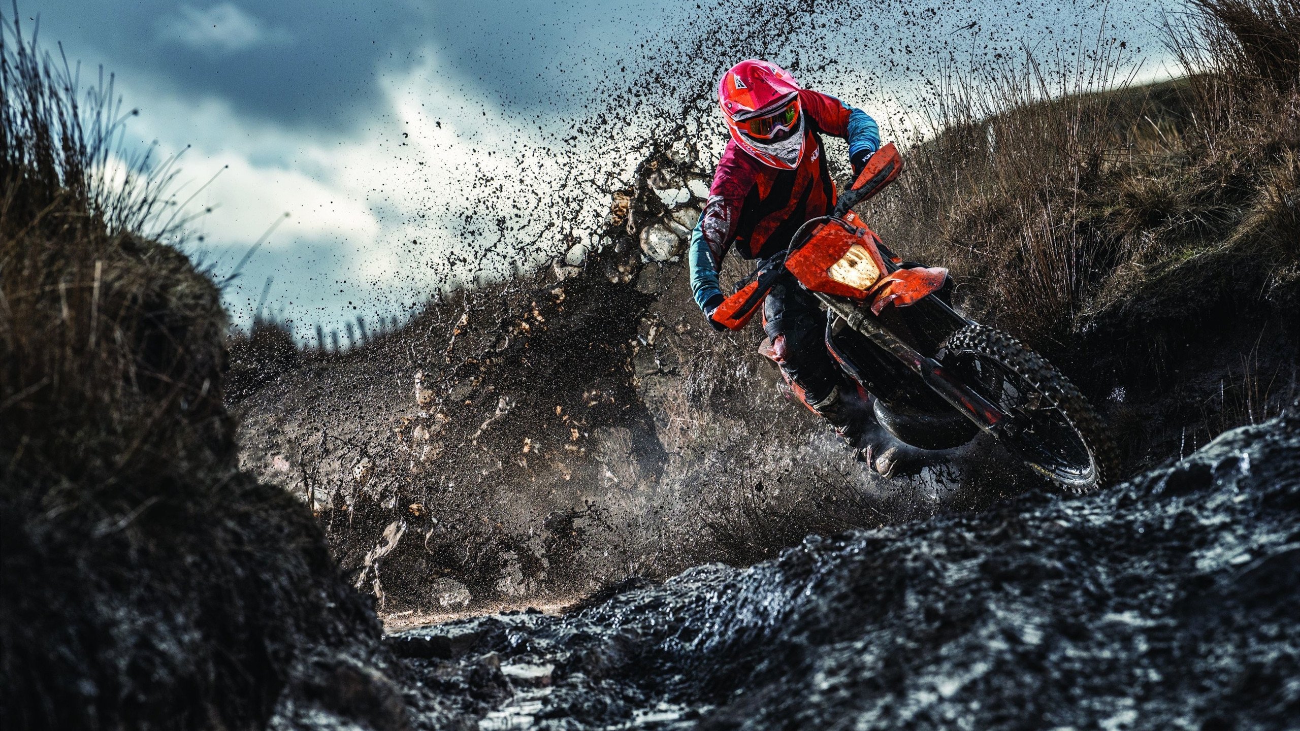 AYX官网-阿尔德斯上演客场逆转好戏，连续两场打破对手心态，士气正旺，阿斯尔·阿德尔